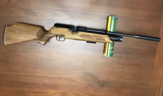 Carabina PCP Weihrauch HW100
Cal. 4,5mm
Largo Cañon 41cm
Largo Total 88cm
Estado: algunas marcas de uso 00