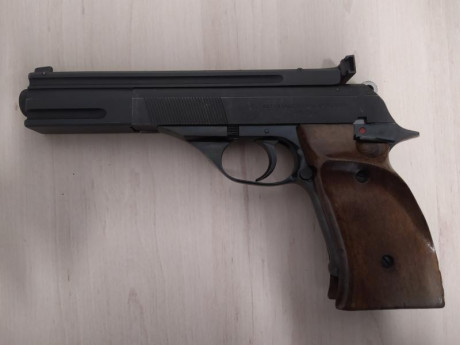 Un compañero del Club vende varias armas por abandono de afición.

Pistola MAUSER DA90 9 parabellum 100+portes
Pistola 32
