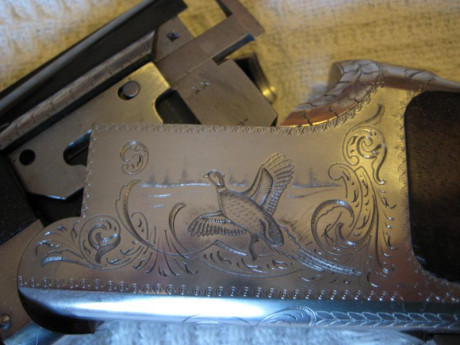 hola se vende superpuesta browning b125 calibre 12 cañones de 71cms de largos tres y una estrellas selector 02