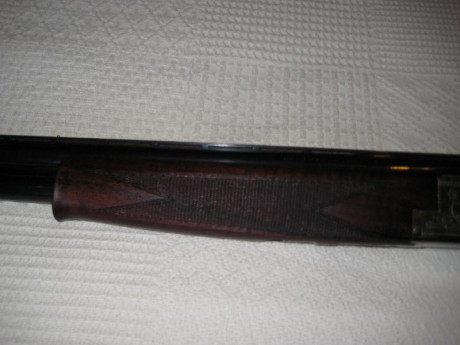 hola se vende superpuesta browning b125 calibre 12 cañones de 71cms de largos tres y una estrellas selector 12