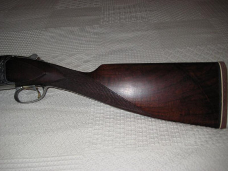 hola se vende superpuesta browning b125 calibre 12 cañones de 71cms de largos tres y una estrellas selector 11