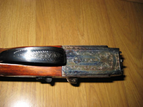 se vende paralela aya numero2 calibre 12 cañones de 66cms de largo tres y cuatro estrellas expulsora,indicador 02