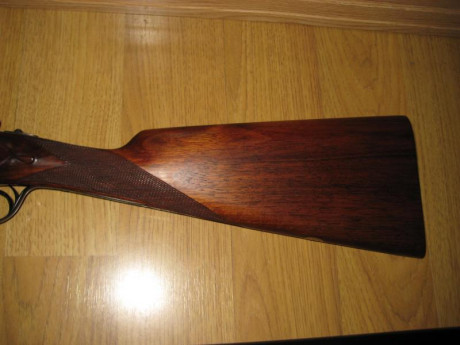 se vende paralela aya numero2 calibre 12 cañones de 66cms de largo tres y cuatro estrellas expulsora,indicador 21