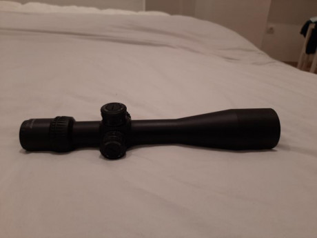Vendo visor Vector Optics Veyron 6-24×44 FFP comprado en Aliexpress en Septiembre y recibido el 26 de 21