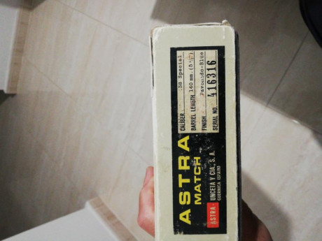 Buenas. Foreros pongo en venta este  revolver por falta de cupo para otra armas puede ver como esta de 50