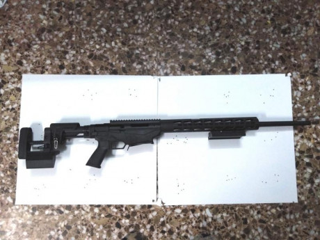 Un compañero de mi club vende su rifle Ruger Precisión cal. 6,5 Creedmoore sin casi uso. Lo vende con 01