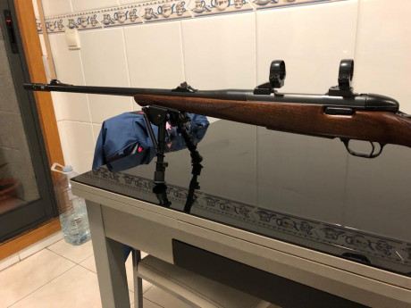 Un amigo me pidió que le anunciara el rifle
Se trata de un browning european en calibre 300wm
Con gatillo 00