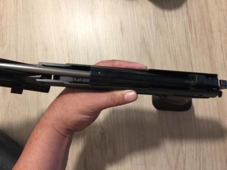 Hola pongo a la venta mi HW 75 en estado de coleccion incluye la mira 2x20 de la marca weihrauch y el 11