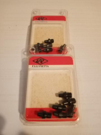 Hola a todos.
PIETTA.
Kit de chimeneas Ref. AC060 REMINGTON 1858 / COLT 1851/1860 17.50€ (1 kit disponible) 00