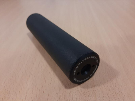 Vendo moderador de sonido para todos los modelos de carabinas Vulcan. Diametro 38mm. Longitud 150mm. Métrica 02