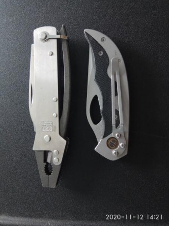 Lote compuesto por los siguientes elementos:
- Multiherramienta marca SOG modelo multitool, fabricado 01