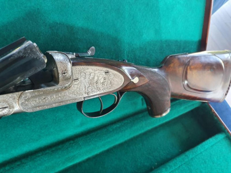Vendo precioso rifle Express paralelo del prestigioso armero Victor Sarasqueta modelo safari, calibre 21