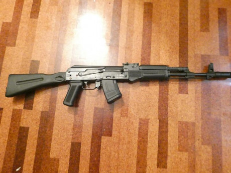 Vendo Ak 103 SDM, en perfecto estado, he disparado unas 100 balas con el. Esta en perfectas condiciones 00