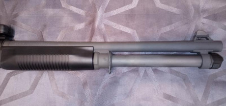 Vendo Benelli M4 Super 90 para estrenar.
Lleva tubo almacen adaptado legislación española.
Tengo tubo 00