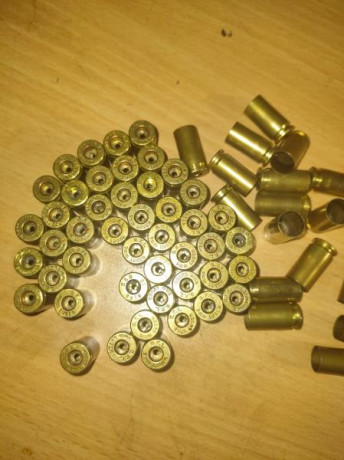 VAINAS 9 MM , MARCA FIOCHI, UN SOLO DISPARO, RECALIBRADAS, DESPISTONADAS Y LIMPIAS, EN PAQUETES DE 1000, 01
