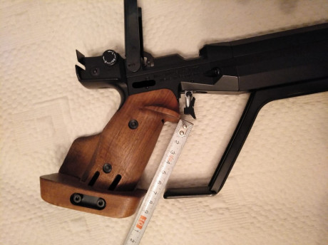 Buenas noches,
Feinwerkbau 100, fantástica pistola de competición sistema SSP, en excelente estado general 50