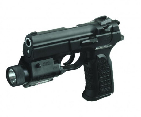 Vendo Tanfoglio Force Police de 9 mm, y regalo mira Láser con linterna, ya que la pistola tiene su carril 01