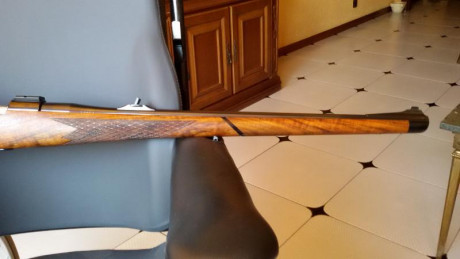 Cambio este rifle por visor de batida gama alta.
Stutzen de 56 cm. de cañón. Estado perfecto. 11