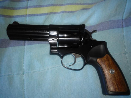 Cambio un Remington R1 del 45 acp
Perfecto estado.
Único propietario, guiada en F.
Más información y fotos 100