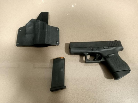 Vendida Pistola Glock 43 como nueva. Disparada como mucho en 100 disparos, se vende por no usar. 50