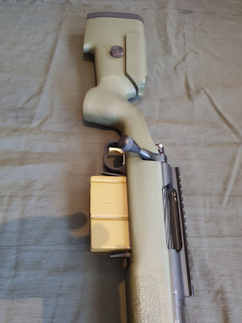 SE VENDE RIFLE EN CALIBRE 338 LM CUSTOM . 
ESTE RIFLE FUE HECHO EN ESCOCIA POR R.G. RIFLES LIMITED. EL 11