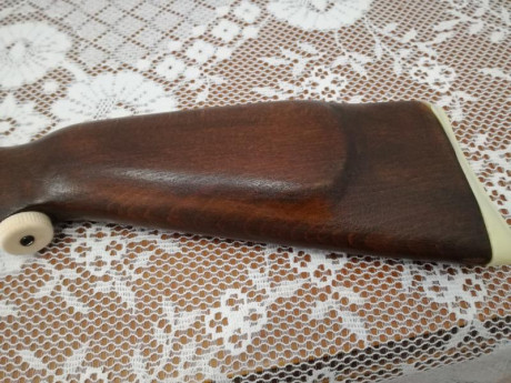 El gamo 45-S-61 Mítica carabina de aire comprimido, de los inicios de la empresa El Gamo en calibre 4,5.

Funcionamiento 12