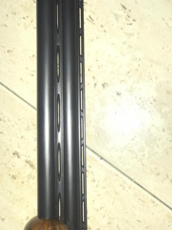 Vendo escopeta Perazzi modelo SC3 de tiro al plato, gama alta. Maderas al aceite, batería extraíble, banda 41