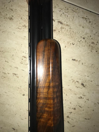 Vendo escopeta Perazzi modelo SC3 de tiro al plato, gama alta. Maderas al aceite, batería extraíble, banda 50