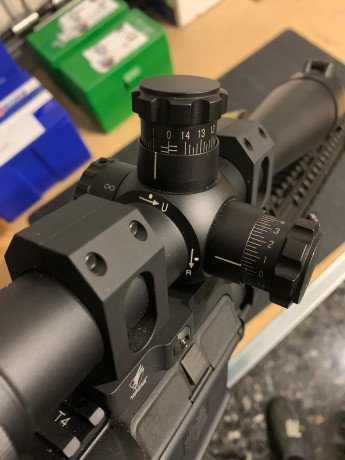 NUEVA REBAJA + ANILLAS Warne 30mm + nivel Vortex 30mm de regalo! Vendo Leupold Mark 4 original 3.5-10x40mm 02