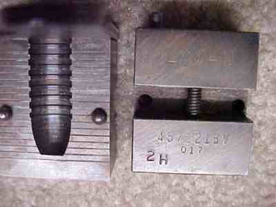 Venta de accesorios de avancarga, a saber:
Tenazas Lyman , RCBS. molde Lyman para rifle calibre .457 ( 00