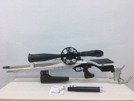 Vendo Steyr LG 110 perfecto estado,impecable.
Extras, sobre carril weaver,Rabera MEC Free position.moderador 01