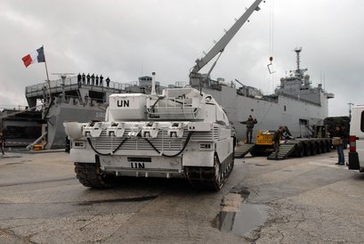 Debido a las ultimas bajas italianas en Afganistan, acusan a las tropas españolas de rehuir el combate.
Servidor 150