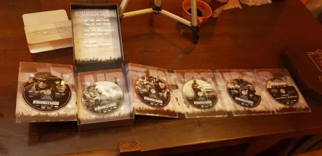 Vendo por 50 eur portes a convenir
Perfecto estado , coleccion completa 6 dvds impolutos 
Embalaje original 12