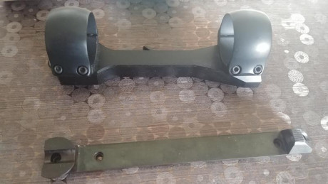 Se vende base y montura con anillas originalesde 30 mm para rifle semiauto marca VOERE  MOD. 2185 esta 02
