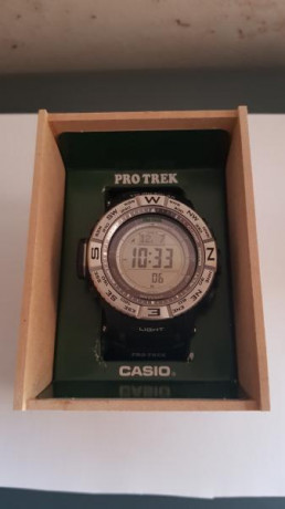 Se vende reloj CASIO PRO TREK  PWR-3500-1ER.
Solar.Altimetro. Barometro. Brujula ..................... 02
