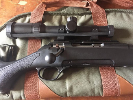 CARACAL 30-06 y VISOR DALL´S SHEEP 1-6×24, Rifle de cerrojo clásico, cuerpo sintético, con cargador extraible, 01