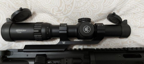 Pues como utilizo el rifle solo para tiro...este visor de batida se me queda corto .. pongo a la venta 01