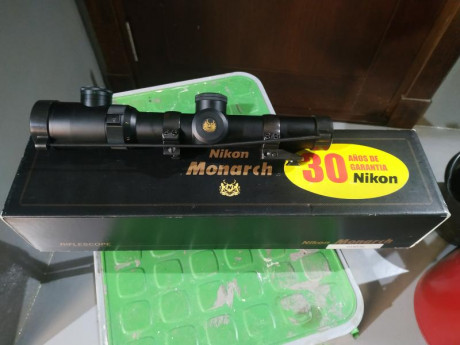 Se vende visor Nikon monarch E impecable 1.1*4 tubo de 30 mm reticula iluminada.
Tiene tres años y esta 01
