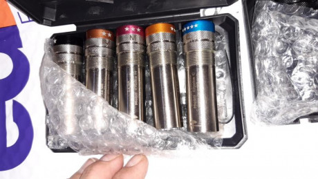 Hola, pongo en venta este juego de chokes a estrenar.

Mobilchoke,  Beretta/Benelli 02