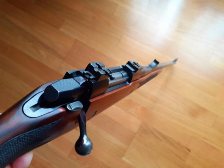 En venta SAKO HUNTER en calibre .338 Win Mag, en perfecto estado, con alguna marca de uso pero muy leve. 00