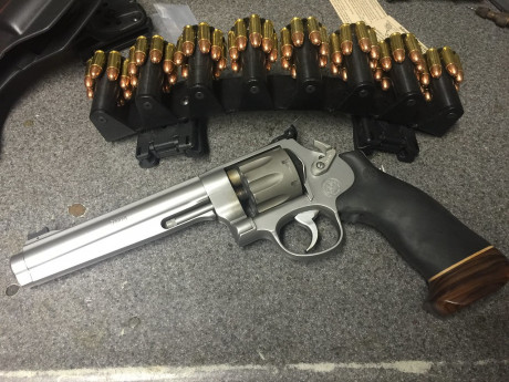 Me encantaría hacer recorrido con revolver, para ello tengo un colt tropper, , con él tengo cuerda para 71