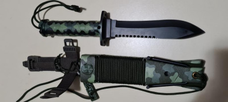 Se vende  este precioso Jungle king II CAMO. Descatalogado, incluyo kit de  supervivencia de repuesto 01
