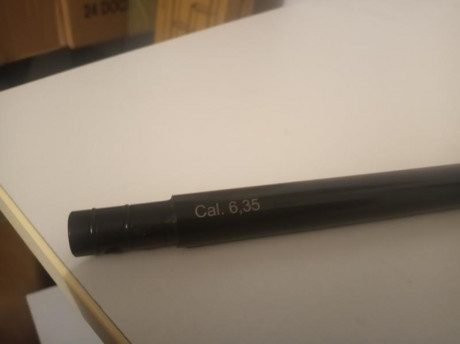Vendo cañon de una Lobo Hound en 6,35 . Es el de 42 cm de largo .
Lo vendo porque lo e cambiado por el 02