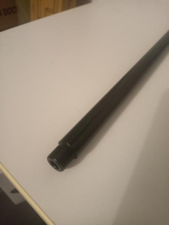 Vendo cañon de una Lobo Hound en 6,35 . Es el de 42 cm de largo .
Lo vendo porque lo e cambiado por el 00