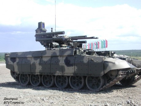 Puede ser simplemente una idea de mas, ha salido en la TV rusa, basado en el T-72 y T-90.

Un carro sin 50