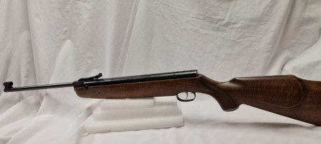 Hola otra vez:

La bestia parda de mi colección

Weihrauch hw80 cal 6,35. En perfecto estado de mecánica 00