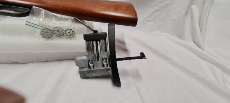 Hola de nuevo:

En esta ocasión le toca a una Walther Lever Action usada, pero en buen uso. 
Es la primera 02