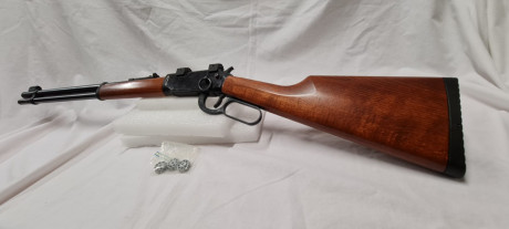 Hola de nuevo:

En esta ocasión le toca a una Walther Lever Action usada, pero en buen uso. 
Es la primera 00