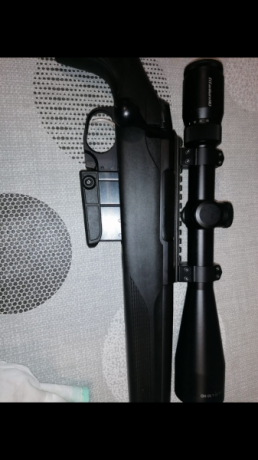 Buenas compañeros.

Os subo un par de fotos y el teléfono de un amigo que vende este rifle.

Es un tikka 12