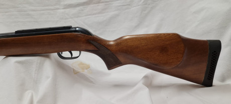 Hola de nuevo

Le toca el turno a una Gamo Stutzen. Clásico donde los haya. En perfecto estado

275€ portes 01